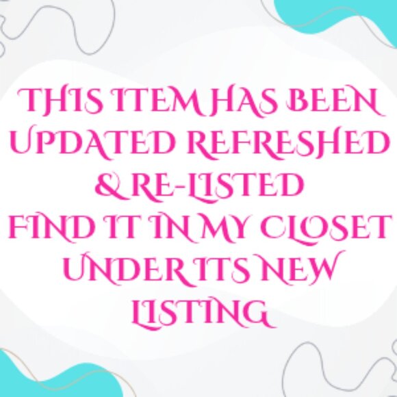 Benefit Fan Fest Fanning & Volumizing Mascara in Hyper Black - Picture 2 of 9